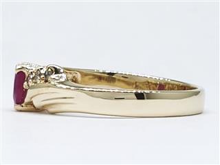 10K Solid Yellow Gold Oval Cut Ruby Diamond Accent Ring Size 10.25